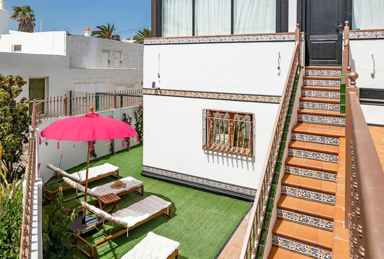 Villa Corralejo Bay Beachfront Corralejo By Holidays Home Extérieur photo
